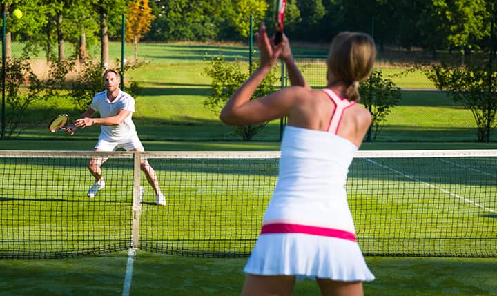 Freizeittipp  Tennis im Gräflichen Park