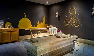 Weiterer Raum für Behandlungen im orientalischen Stil