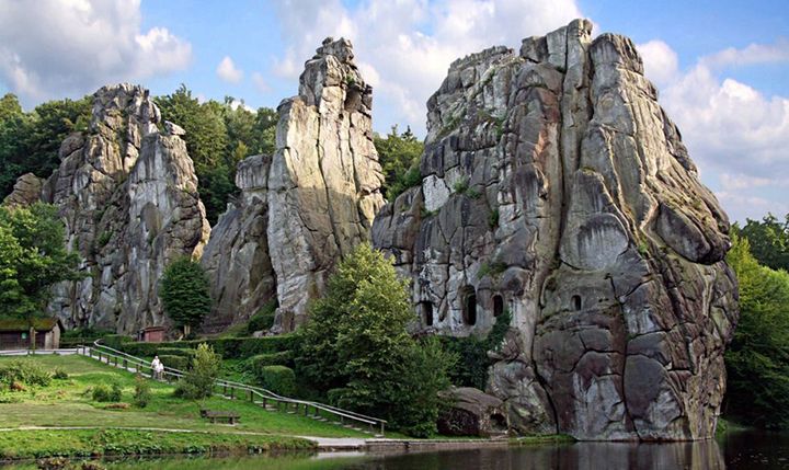 Die Externsteine erleben Freizeittipp  Die Externsteine erleben