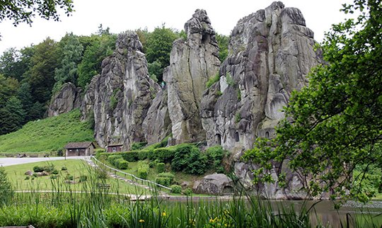 Große Felsformation im Teutoburger Wald