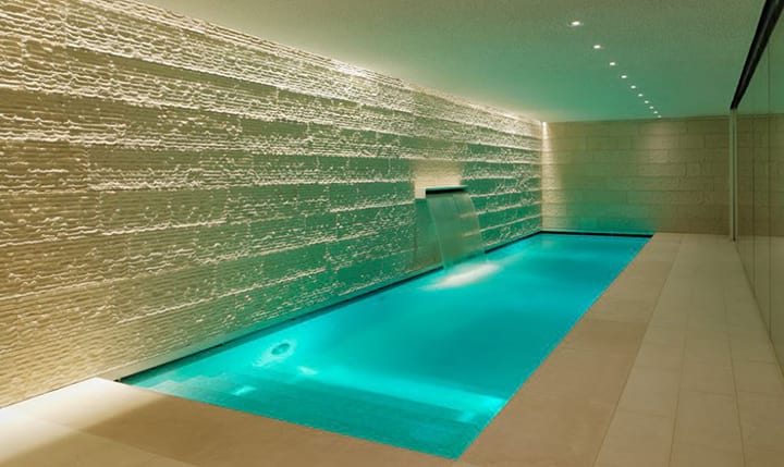 Hotelbild Farbiger Innenpool